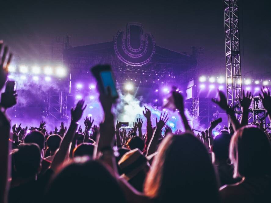 10 Essential Tips for Planning an Outdoor Music Festival
